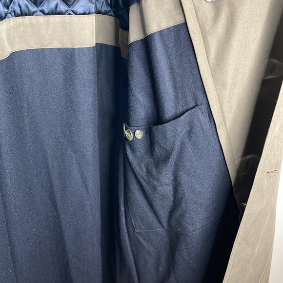 Men's Vintage Ralph Lauren double breasted trench coat brown EUC size 42R - Picture 9 of 16